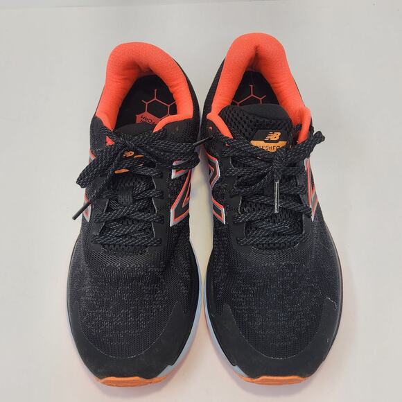 New Balance Fresh Foam 680 v7 Running Shoes Sneakers Women Size 8 Black Orange - Picture 2 of 8